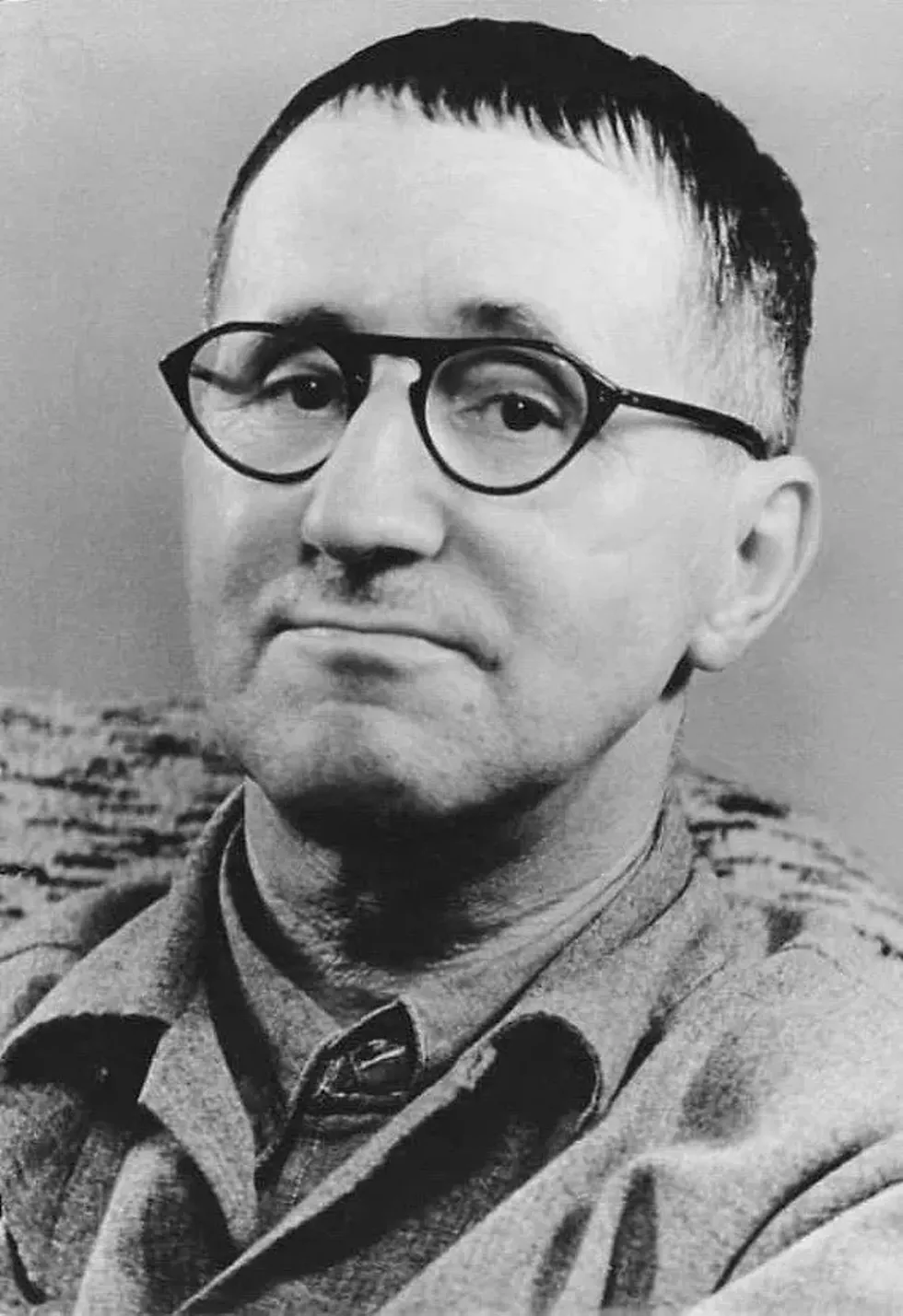 3859682b_brecht.webp