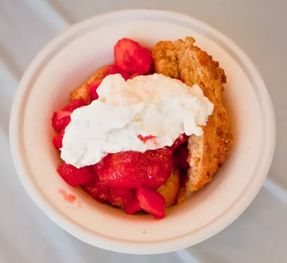 6c4ad5f6_strawberry_fest-3.webp