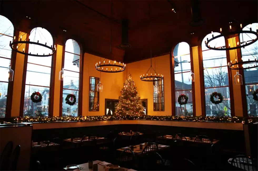 7af4518c_holiday-dining-room-for-web.webp