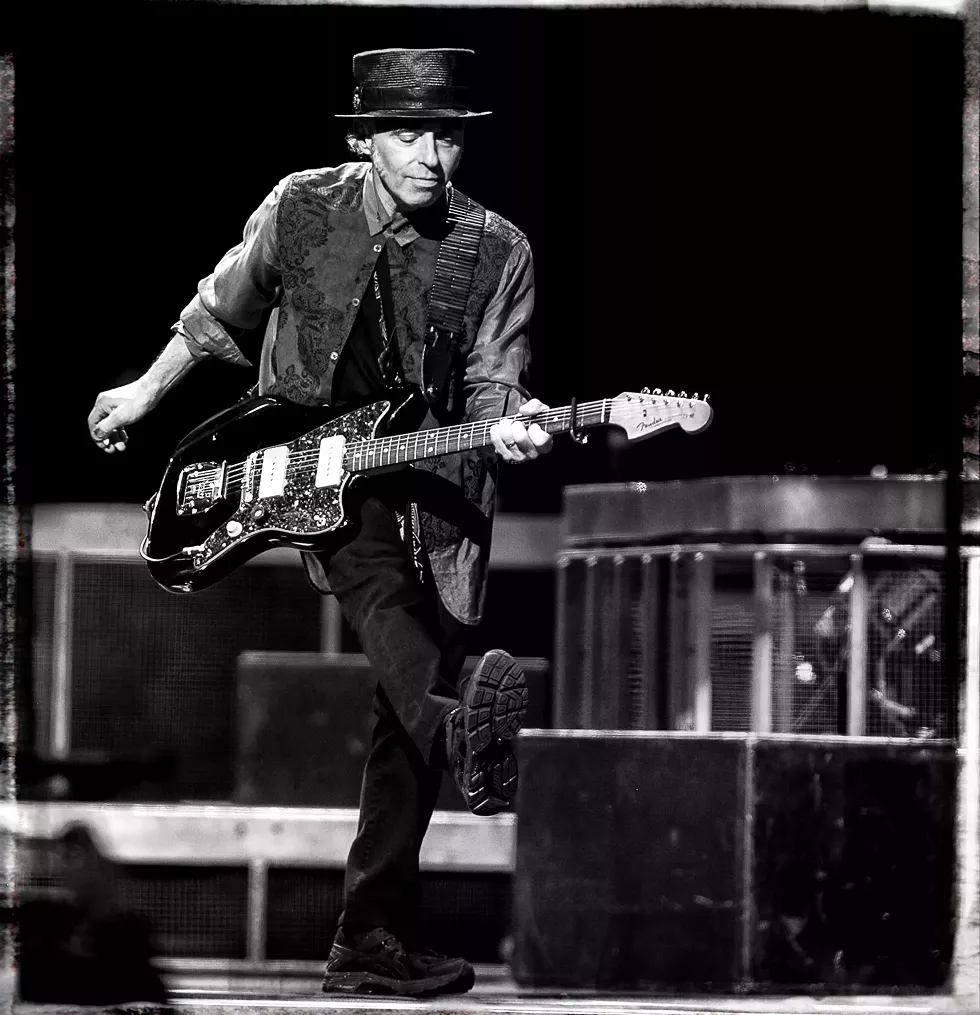 nils_lofgren_by_cristina_arrigoni-1.webp