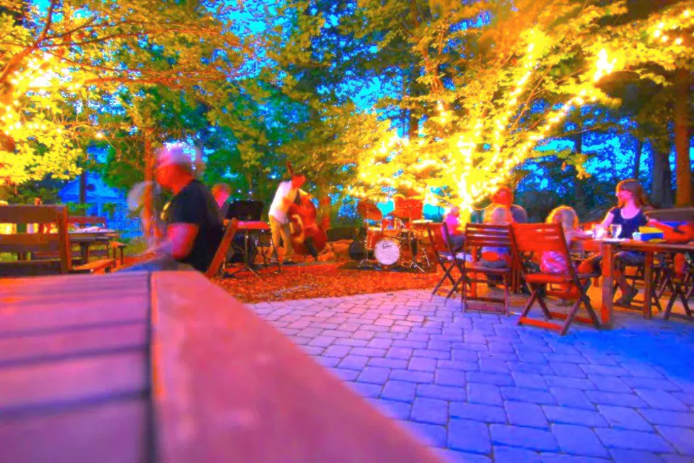 iron_forge_inn_outside.webp