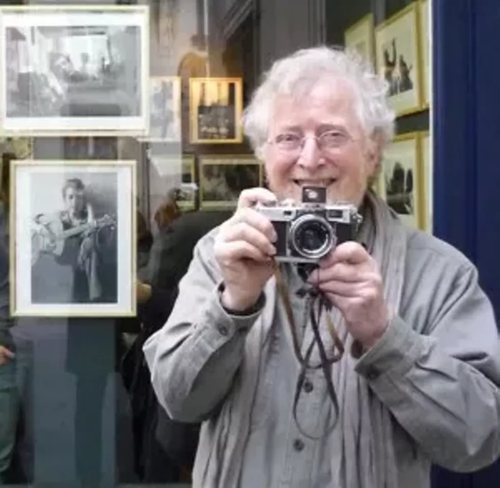 john-cohen_with_camera.webp