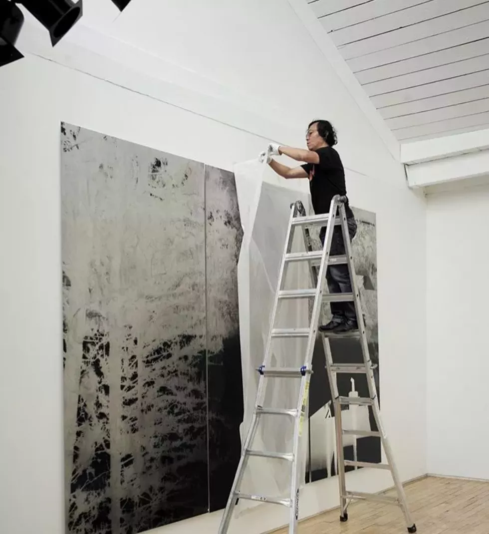 Shi Guorui in his studio