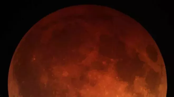 Image: Total Lunar Eclipse