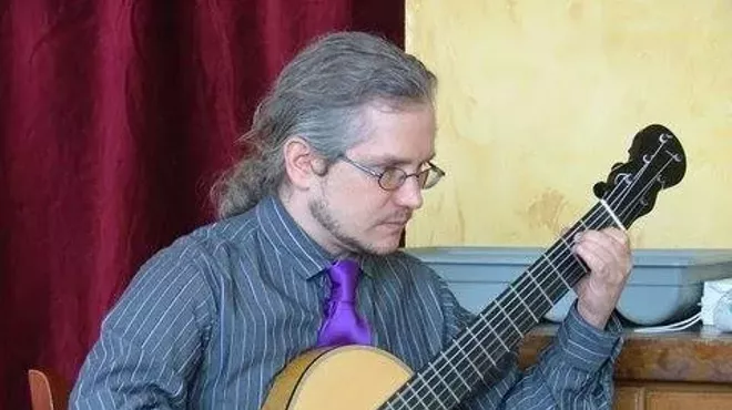 Image: Eric Roth: 19th Century Classical Guitar Music