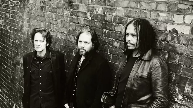 Image: The Magpie Salute