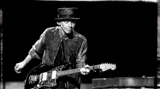 Image: An Evening with Nils Lofgren Acoustic Duo