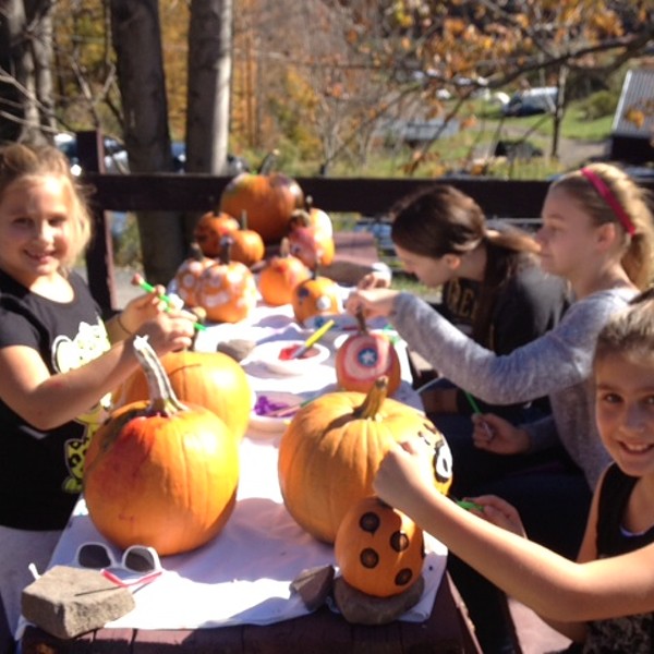 Kids Pumpkin Painting at Plattekill Mountain's "Plattepalooza"