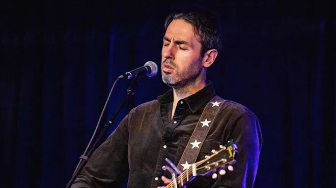 Image: Ari Hest with Special Guest Harrison Nir at Park Theater Hudson