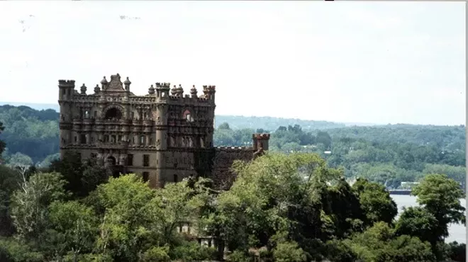 Image: Art Exhibitions at Bannerman Island Gallery