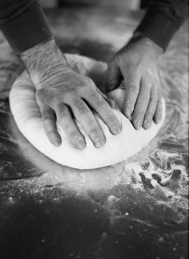 Baking at the Hidden Brick Thomas Gumpel, Breadmaker