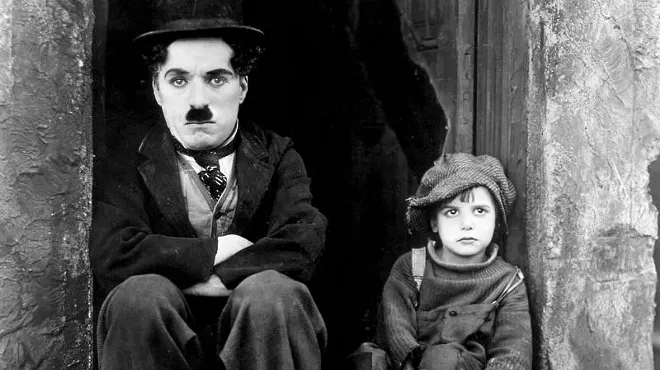Image: Charlie Chaplin's 'The Kid' featuring organist Peter Krasinski with the New York Theater Organ Society