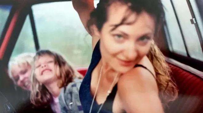 Image: Close Up: Anonymous Sister w/ dir. Jamie Boyle