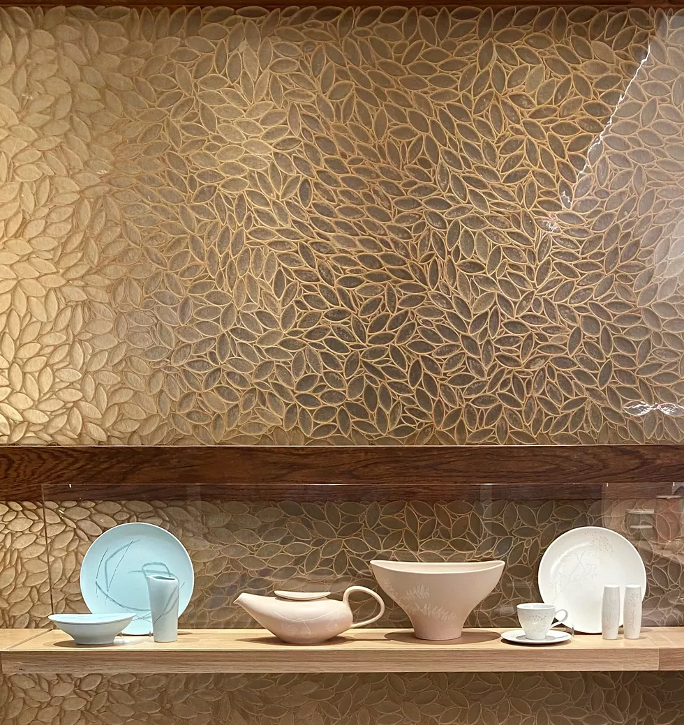 Knowles Esquire Line, Pattern Wall, Russel & Mary Wright Design Gallery