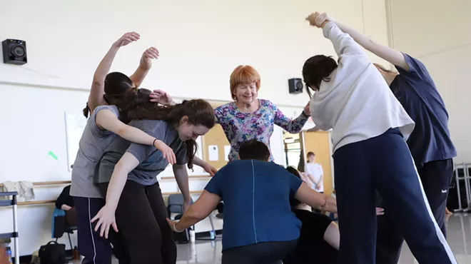 Image: Creative Movement for Families with Pilobolus