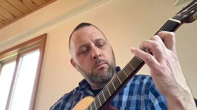 Image: Dan Stevens Classical Guitar Live
