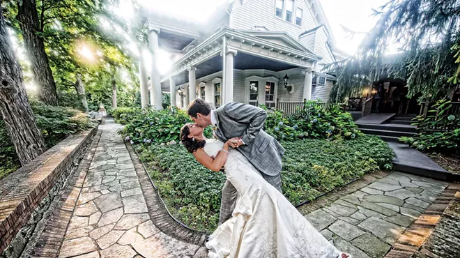 Image: FEAST at Round Hill: A Lush Hudson Valley Wedding Venue with Award-Winning Catering