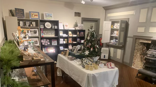Image: Gift Shop Pop-up at Mesier Homestead in Wappingers Falls