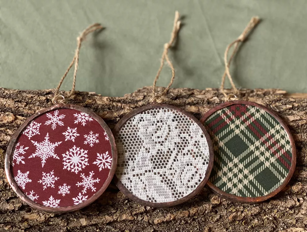 glass_ornaments_image.webp