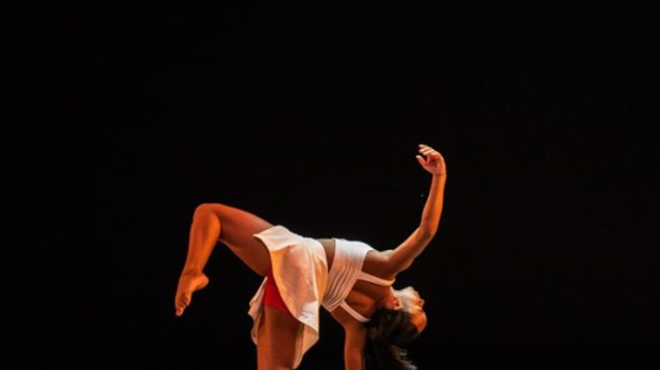 Image: Hubbard Street Dance Chicago in the Spa Little Theatre