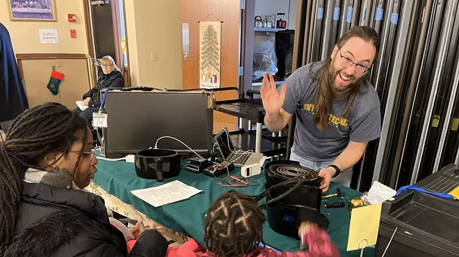 Image: Hyde Park Repair Caf&eacute; and Recycling Event