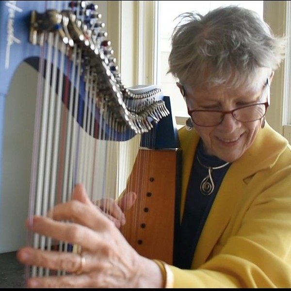 Julia Haines : Harp