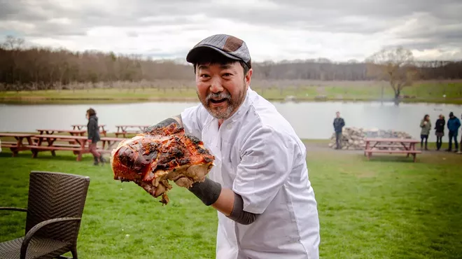 Image: Labor Day Pig Roast + Live Music @ Twin Star Orchards