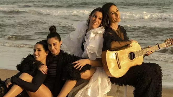 Image: Las Migas