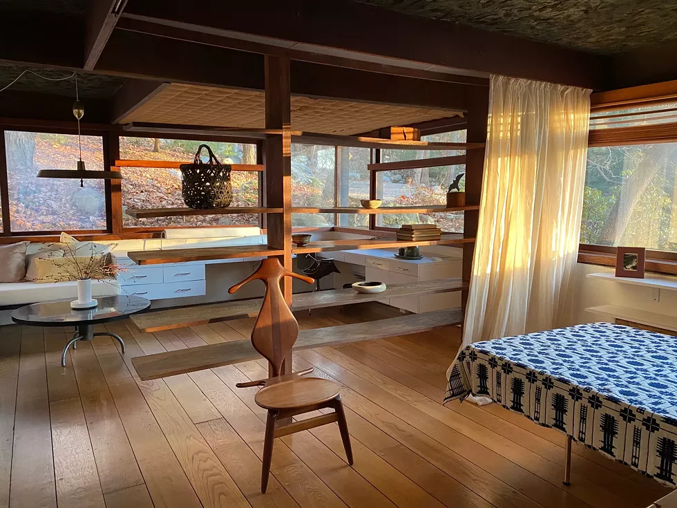 studio_interior.webp