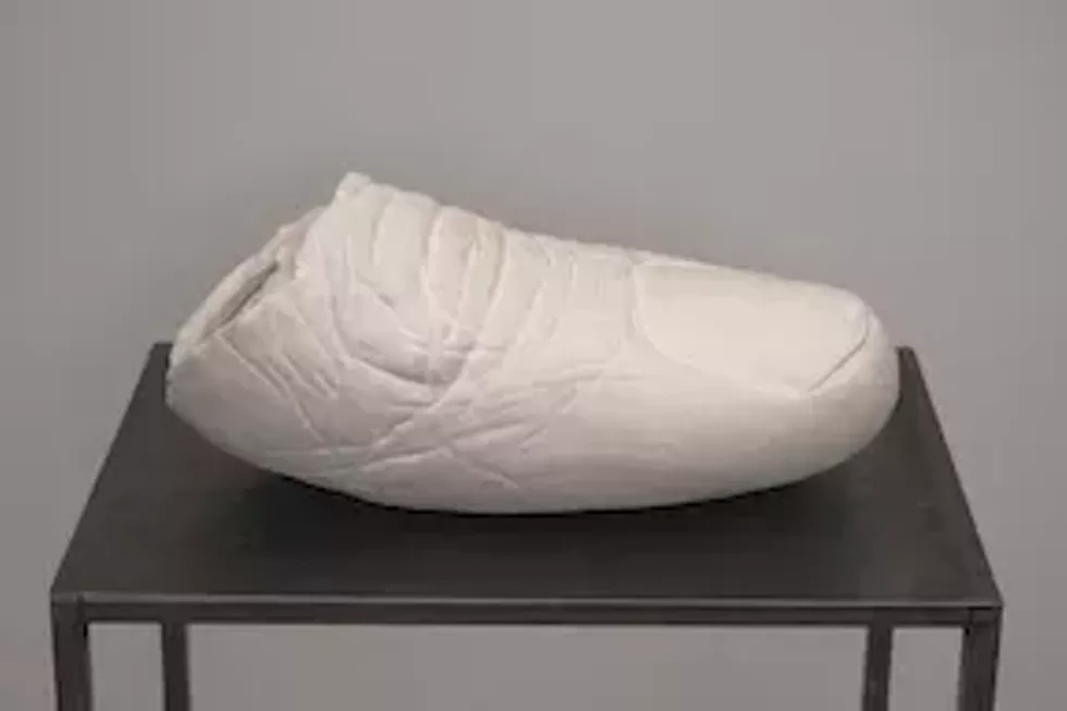 Ashley Lyon: Muffin Peanut Bean, 2024 8&rdquo; H x 17.5&rdquo; W x 9&rdquo; D Porcelain, Terra Sigillata, Hydrocal