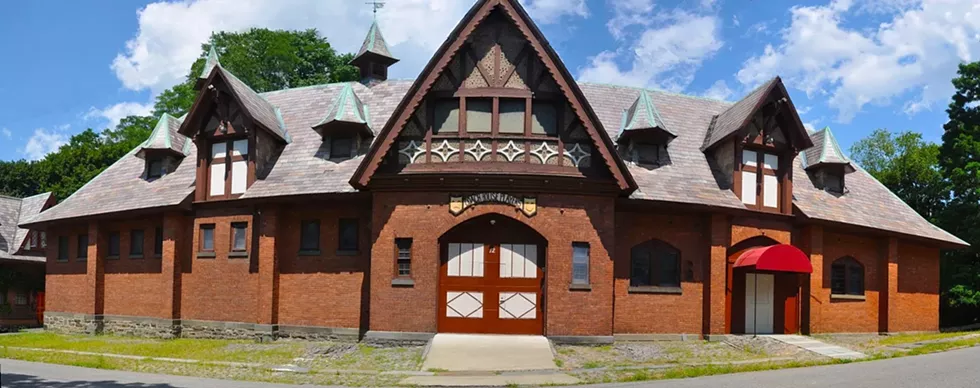 01_coachhousepan_3_1432.webp