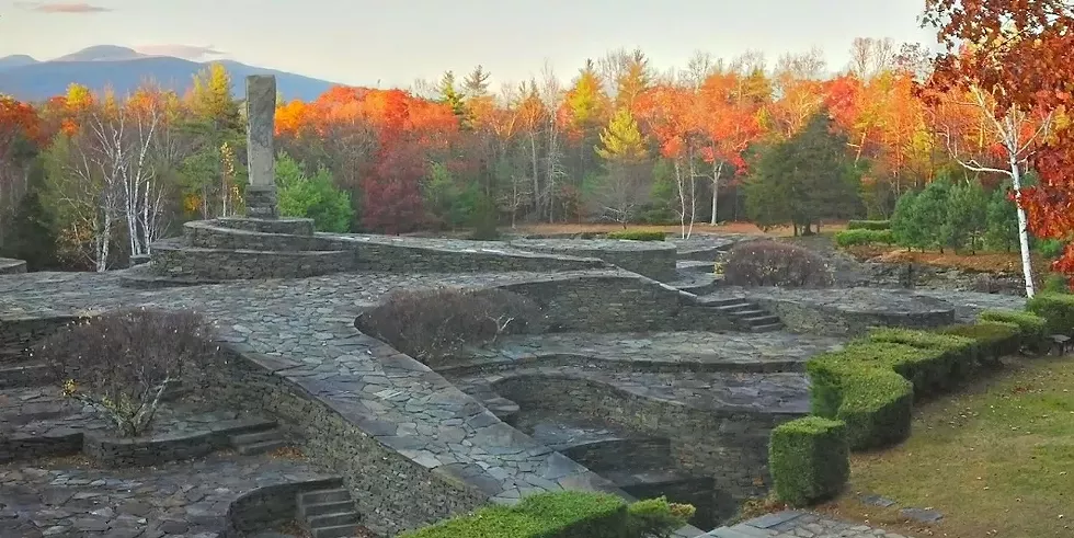 opus-40-monolith-fall-colors-featured.webp