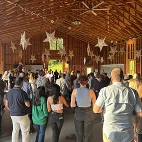 Image: Rachelle Garniez live - The Barn at Hudson Hollow in Staatsburg NY