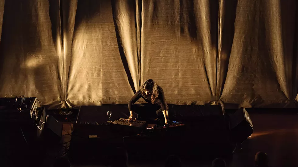 davachi_cinematheque-live_sarah-davachi_2024.webp