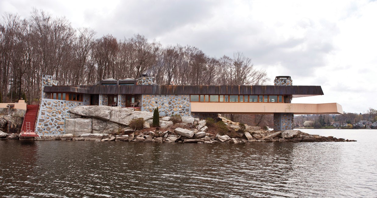 Living Wright in Lake Mahopac