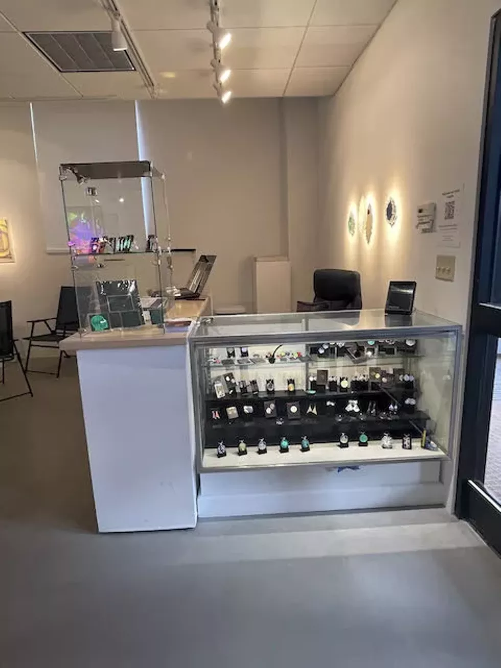 Th HoloShop