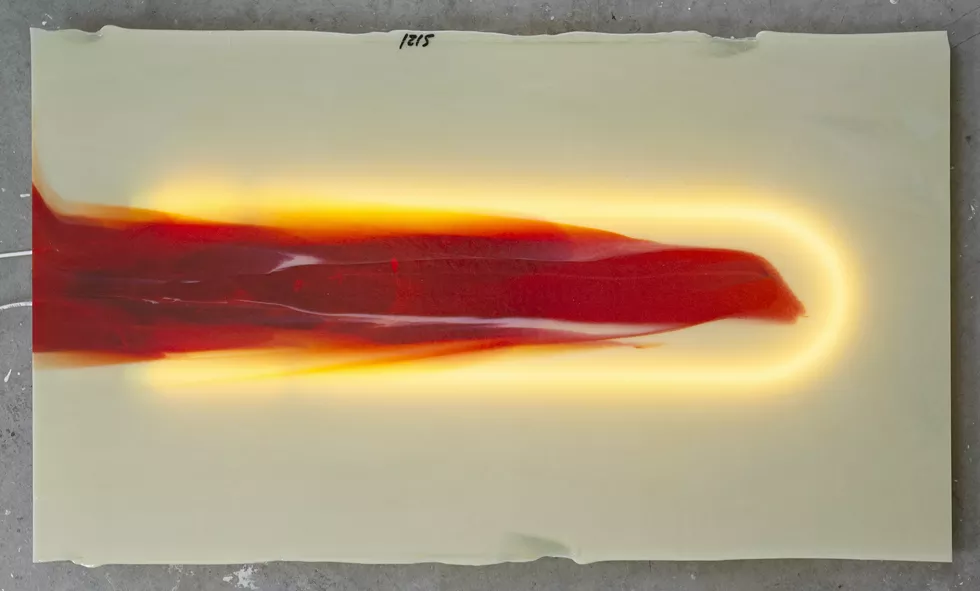 Mollie McKinley, Rubedo Blood Draw, 2021, sheet glass and neon, 1 x 35 x 21 in