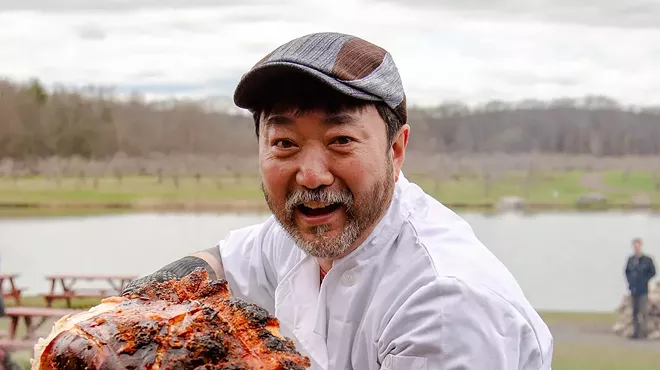 Image: Twin Star Orchards Kicks off the Season with Pig Roast