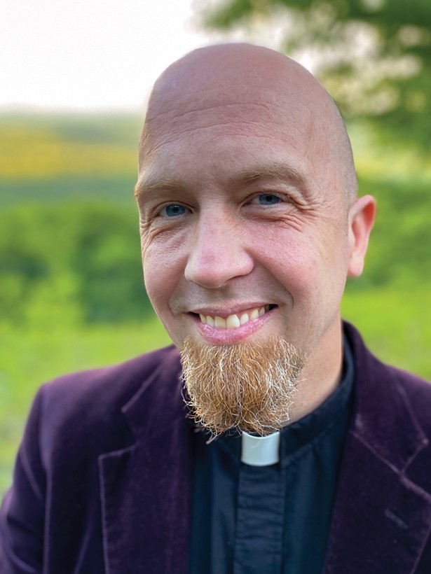Officiant Spotlight: Pastor Tobias Anderson
