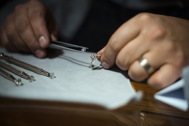At Hudson Valley Goldsmith, Custom Engagement Rings Sparkle with Personal Pizazz