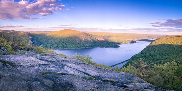 5 Knockout Sunrise Hikes in the Hudson Valley